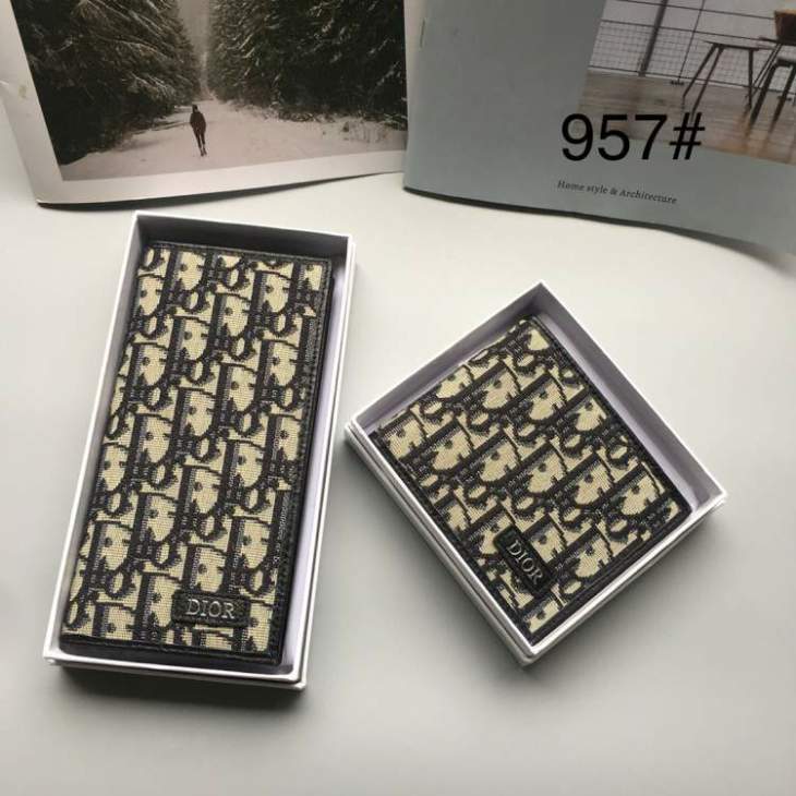 Picture of Dior Wallets _SKUfw239329379fw